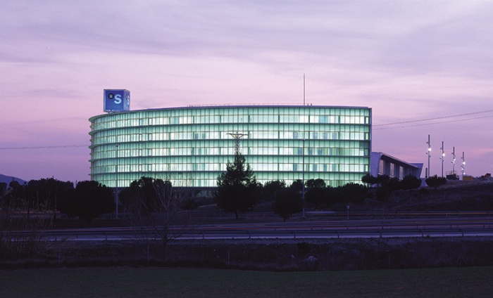 https://www.luxiona2020.mortensen.cat/projects/projects/office/Edifici Banc de Sabadell/banc-sabadell_6.jpg