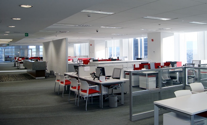 https://www.luxiona2020.mortensen.cat/projects/projects/office/mafre/mafre_3.jpg