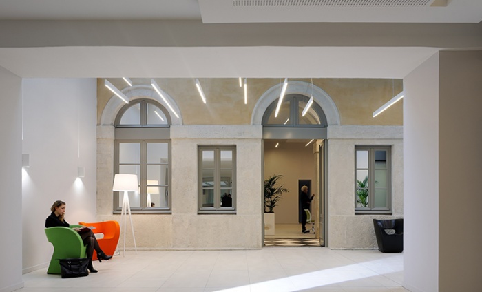 https://www.luxiona2020.mortensen.cat/projects/projects/office/confluence lyon/confluence_4.jpg