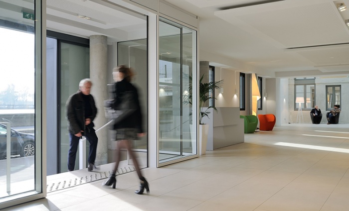 https://www.luxiona2020.mortensen.cat/projects/projects/office/confluence lyon/confluence_3.jpg