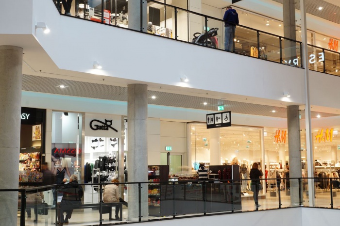 https://www.luxiona2020.mortensen.cat/projects/projects/retail/Centro comercial Corso/corso-3.jpg