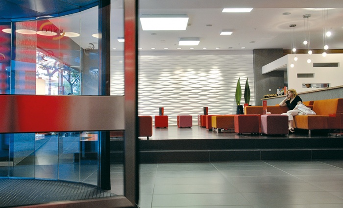 https://www.luxiona2020.mortensen.cat/projects/projects/hospitality/Expo Hotel/expohotel_2.jpg