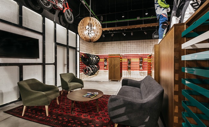 https://www.luxiona2020.mortensen.cat/projects/projects/retail/maremoto/maremoto_3.jpg