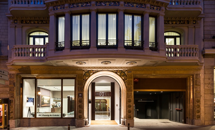 https://www.luxiona2020.mortensen.cat/projects/projects/hospitality/Hotel Catalonia/hotel-catalonia_4.jpg