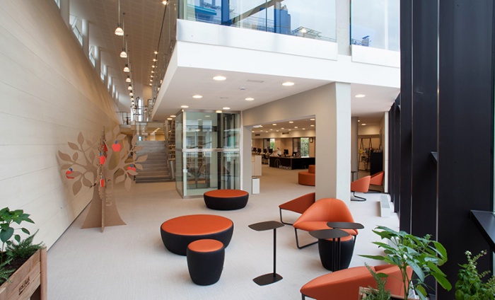 https://www.luxiona2020.mortensen.cat/projects/projects/office/Biblioteca Sant Feliu/biblioteca-sant-feliu_1.jpg