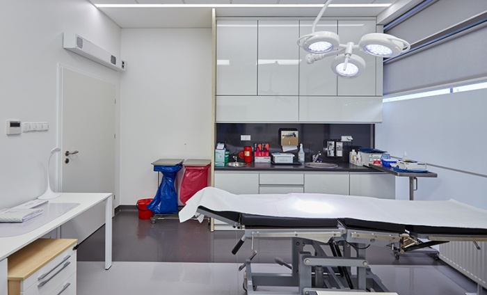 https://www.luxiona2020.mortensen.cat/projects/projects/health care/Jolly Med/Jolly_Med_Warszawa_8.jpg