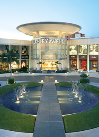 Luxury Avenue