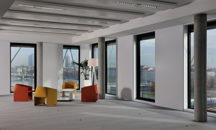 https://www.luxiona2020.mortensen.cat/projects/projects/office/confluence lyon/confluence_1.jpg