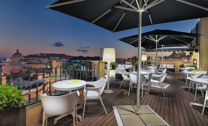 https://www.luxiona2020.mortensen.cat/projects/projects/hospitality/Terraza 21/twenty_one_2.jpg